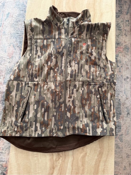 Duck Camp Other - Duck Camp Men’s Contact Soft-shell Vest in Woodland Camo